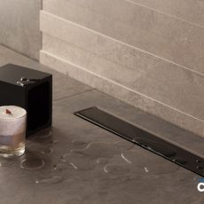 Pestan zuhanyfolyóka Confluo Frameless Line - keret nélküli - FEKETE üveg 65 cm - 13701204
