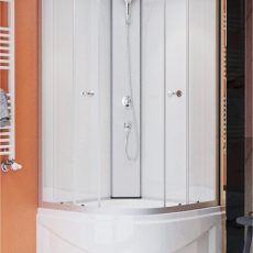 Sanimix 22.1762B/2 üveghátfalas íves zuhanykabin tető nélkül, magas zuhanytálcával 90X90X200