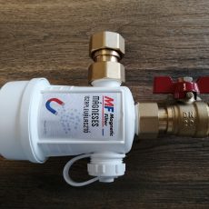 GENTECH MF 20500 3/4" Kompakt mágneses iszapleválasztó - fehér