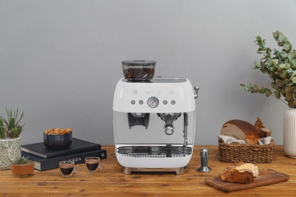 SMEG ŐRLŐVEL KOMBINÁLT ESPRESSO KÁVÉFŐZŐ, fehér - Image 4