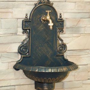 Verona alu-öntvény fali díszkút kerticsappal