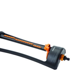 Fiskars Víztartalékos esőztető, fém talppal (megszűnő)