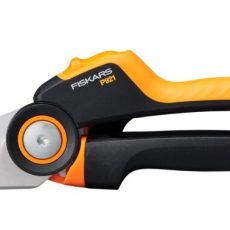 Fiskars X-series metszőolló P921 M méret