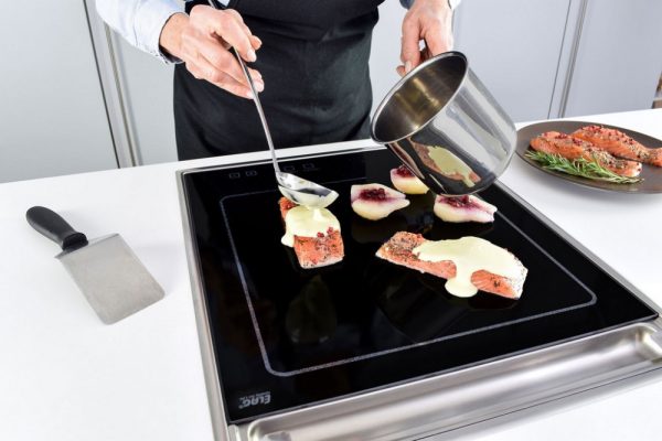 Elag beépíthető kerámia grillező főzőlap