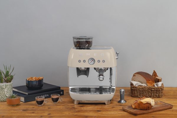 SMEG ŐRLŐVEL KOMBINÁLT ESPRESSO KÁVÉFŐZŐ, bézs - Image 4