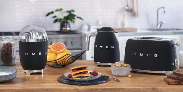 SMEG VÍZFORRALÓ, retro, matt fekete - Image 9