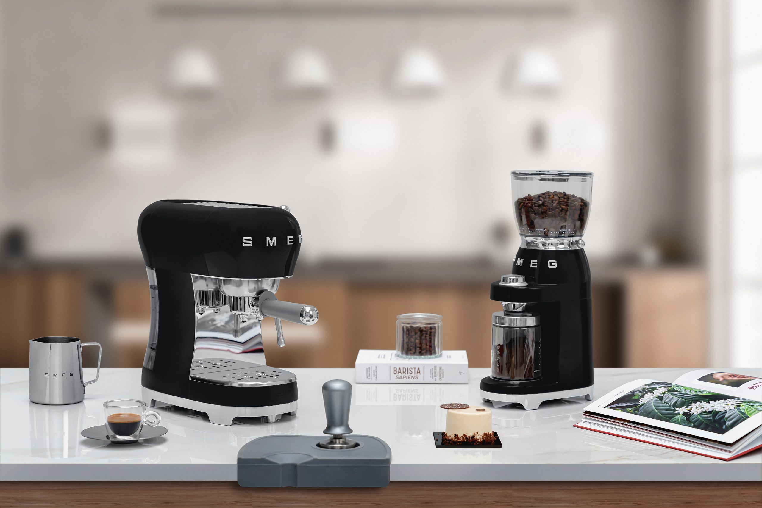 SMEG ESPRESSO KÁVÉFŐZŐ, retro, fekete - ECF02BLEU - Image 6