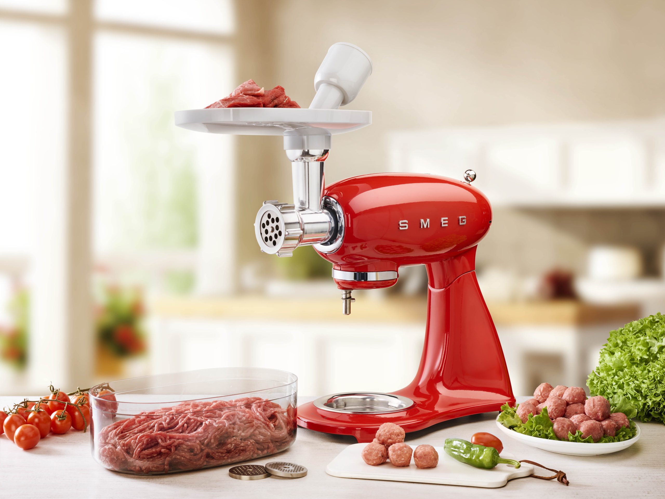 SMEG KONYHAI ROBOTGÉP, retro, piros test és talp - SMF03RDEU - Image 8