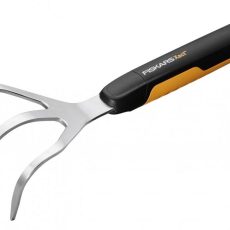Fiskars Xact talajlazító