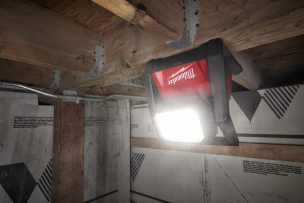 Milwaukee M18HOAL-0 M18™ NAGY TELJESÍTMÉNYŰ TÉRMEGVILÁGÍTÓ LÁMPA - Image 2
