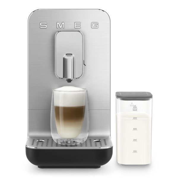 SMEG AUTOMATA KÁVÉFŐZŐ, retro, tejhabosító funkció, cappuccino/latte macchiato funkció, matt fekete - BCC13BLMEU