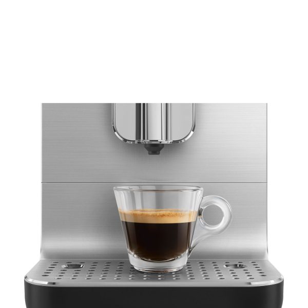 SMEG AUTOMATA KÁVÉFŐZŐ, retro, tejhabosító funkció, cappuccino/latte macchiato funkció, matt fekete - BCC13BLMEU - Image 8