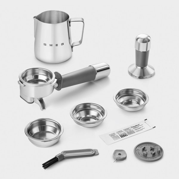 SMEG ŐRLŐVEL KOMBINÁLT ESPRESSO KÁVÉFŐZŐ, matt fekete - EGF03BLMEU - Image 4