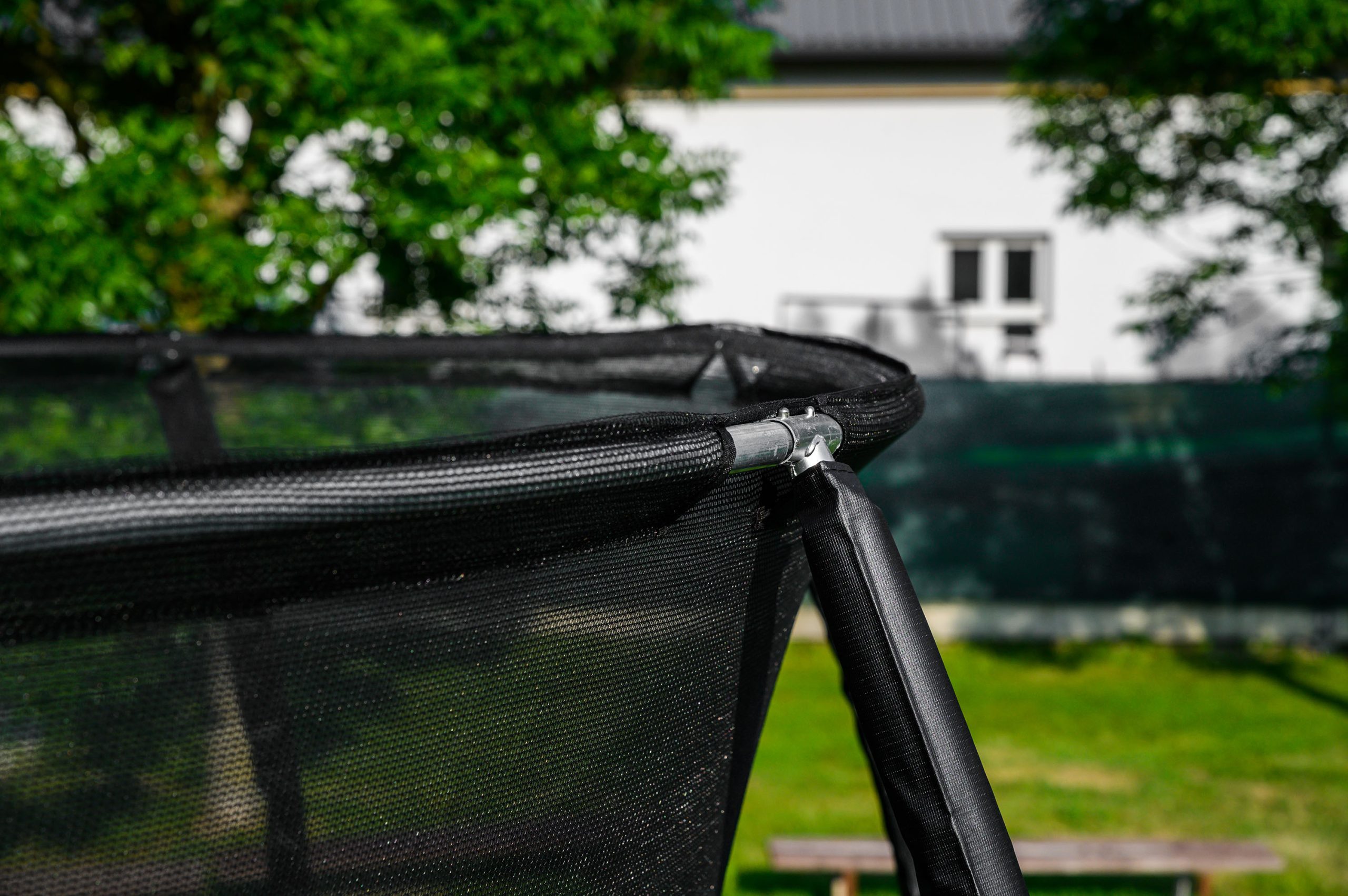 G21 SpaceJump trambulin védőhalóval, 305 cm, ajándék létrával, fekete színben - Image 5