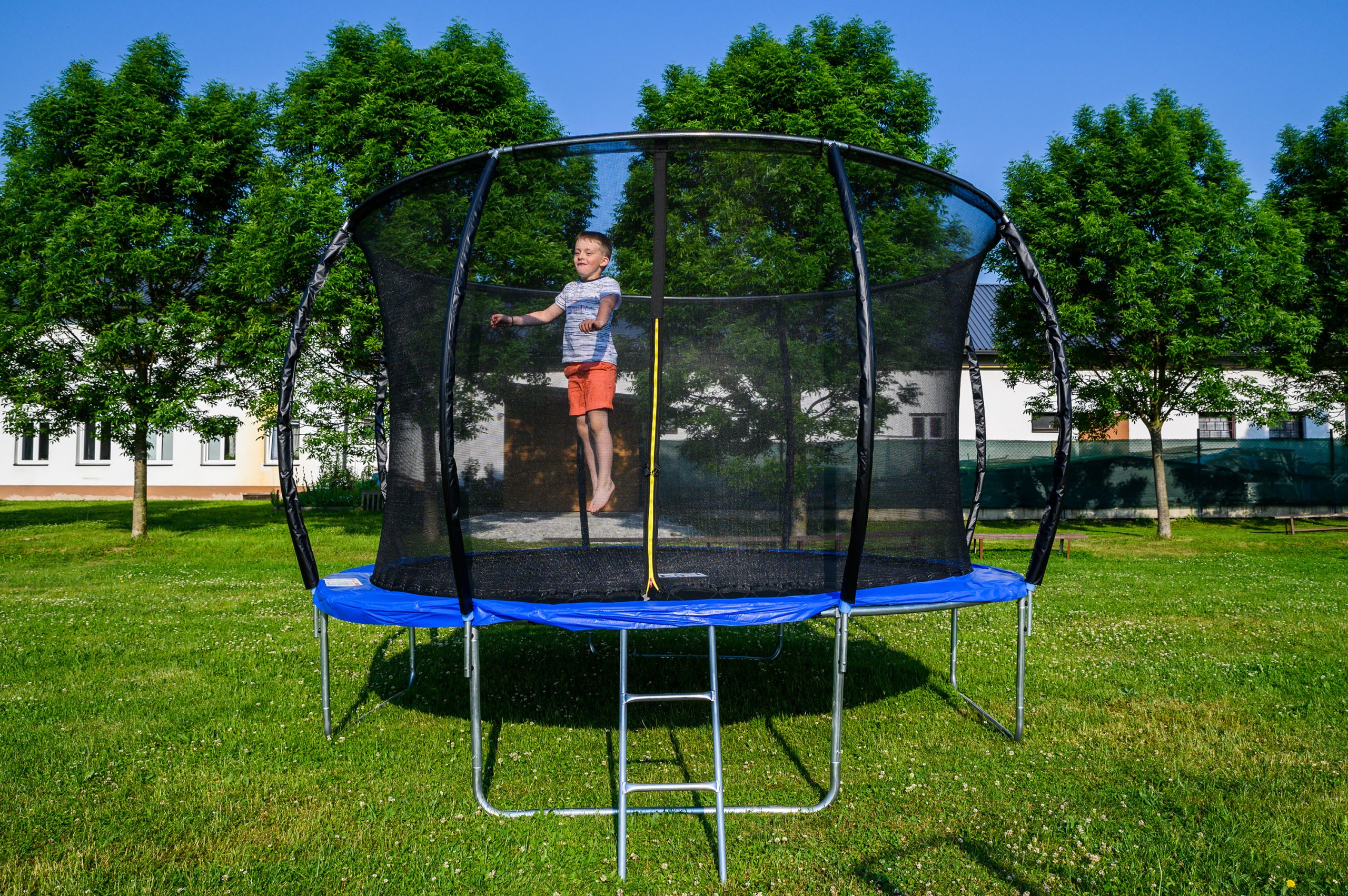 G21 SpaceJump trambulin védőhalóval, 366 cm, ajándék létrával, kék színben - Image 6