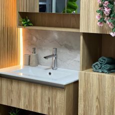 TMP SLIM STRIPE tükrös szekrény - 60 x 65 cm